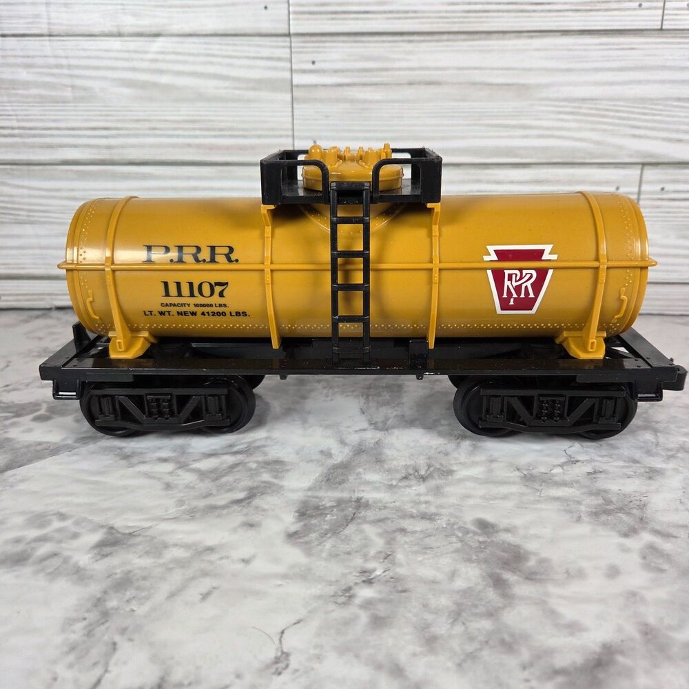 Lionel G-Gauge Pennsylvania Railroad Tank Car 2015